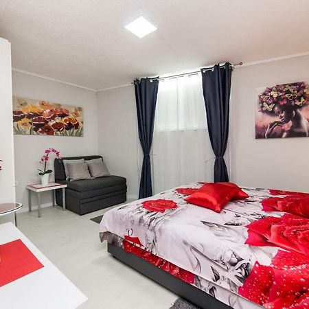 Apartment Romanov Belgrado Buitenkant foto
