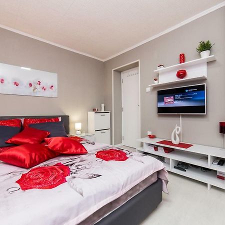 Apartment Romanov Belgrado Buitenkant foto