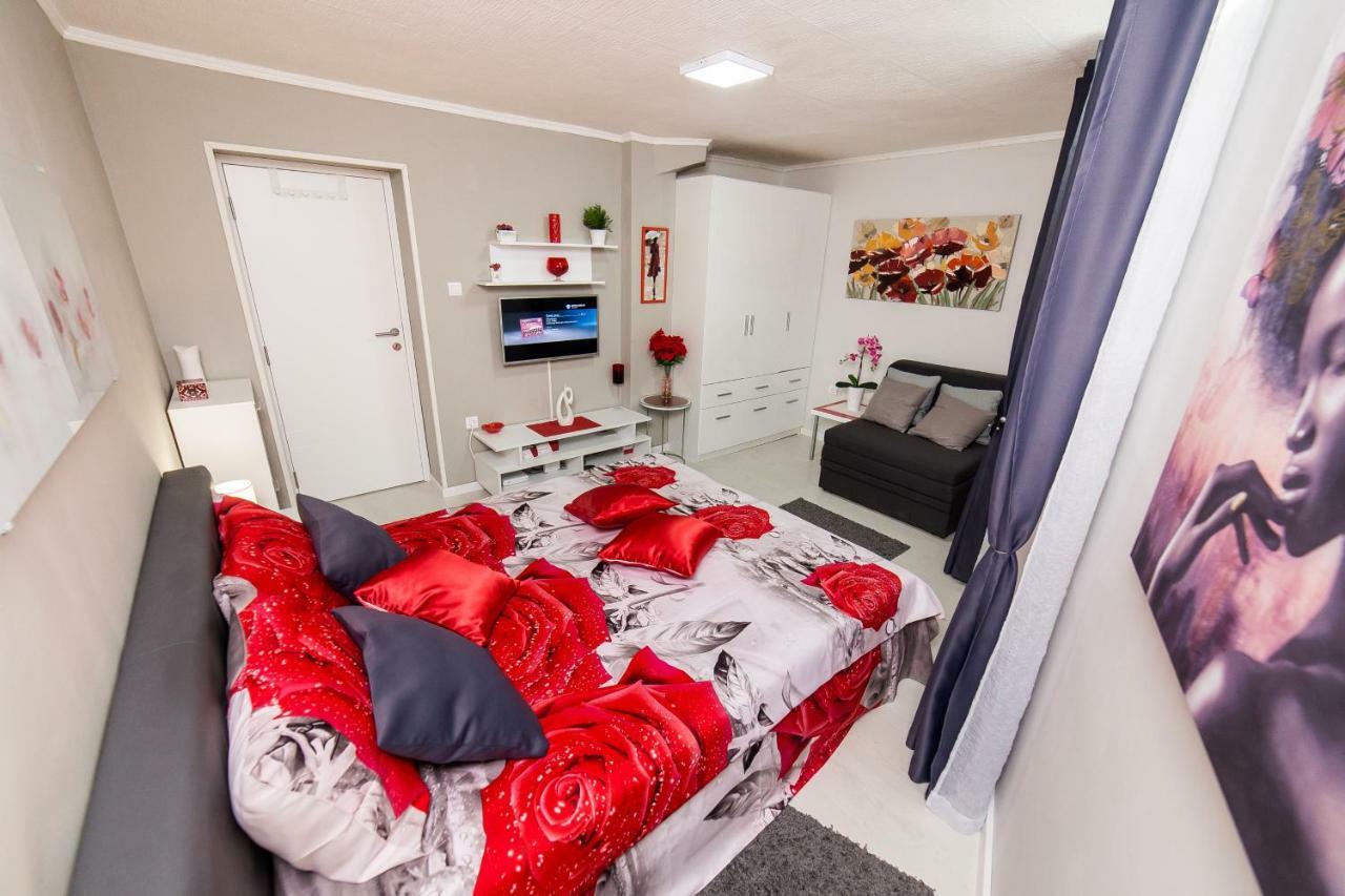 Apartment Romanov Belgrado Buitenkant foto
