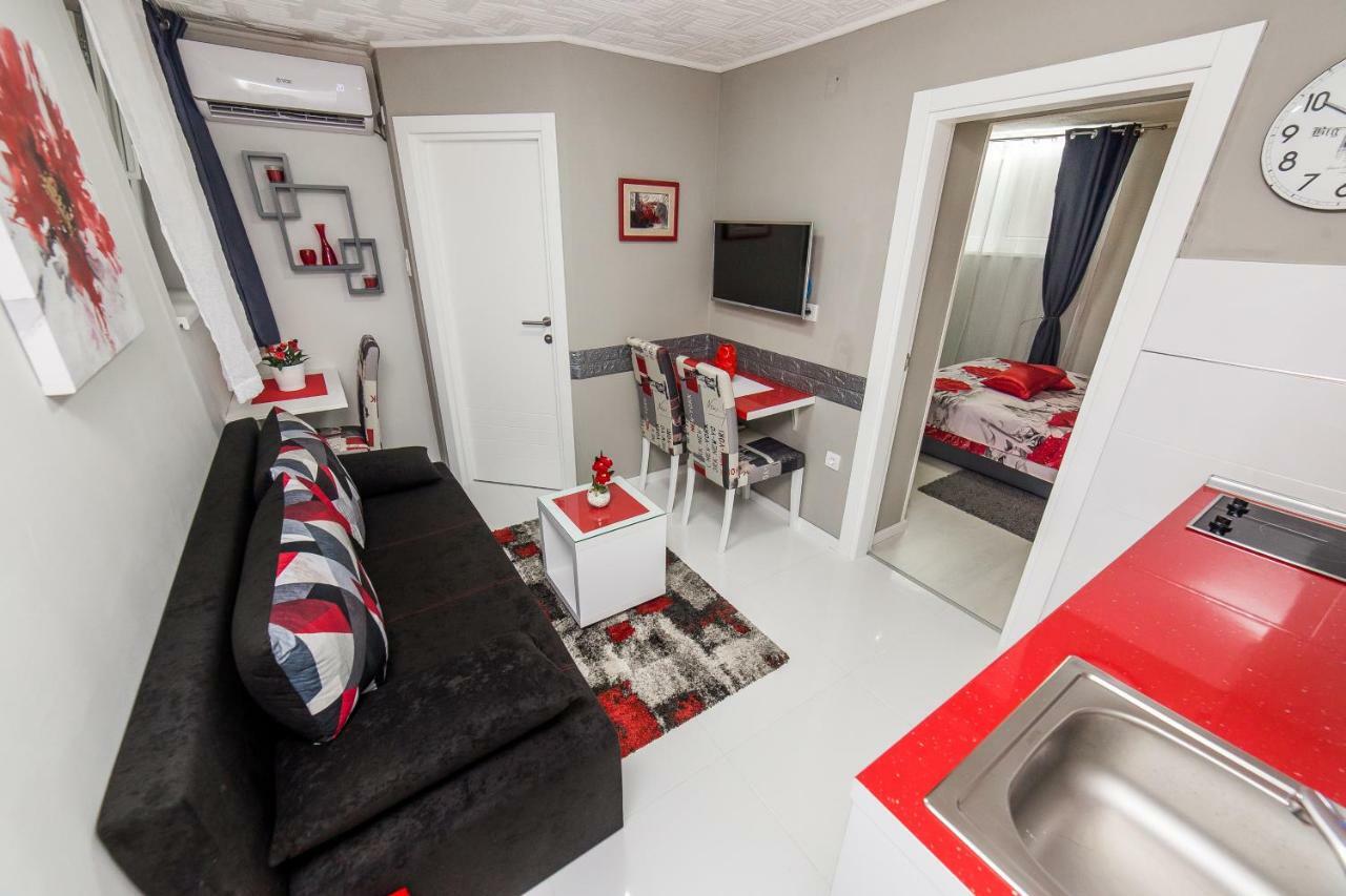 Apartment Romanov Belgrado Buitenkant foto
