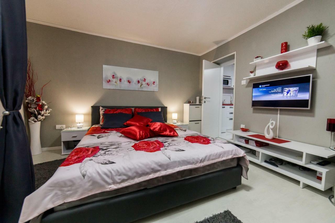 Apartment Romanov Belgrado Buitenkant foto