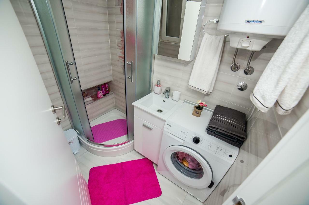 Apartment Romanov Belgrado Buitenkant foto