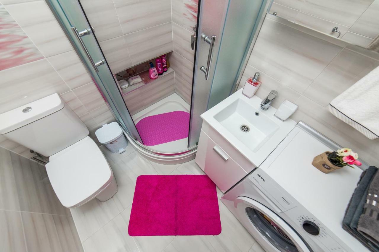 Apartment Romanov Belgrado Buitenkant foto